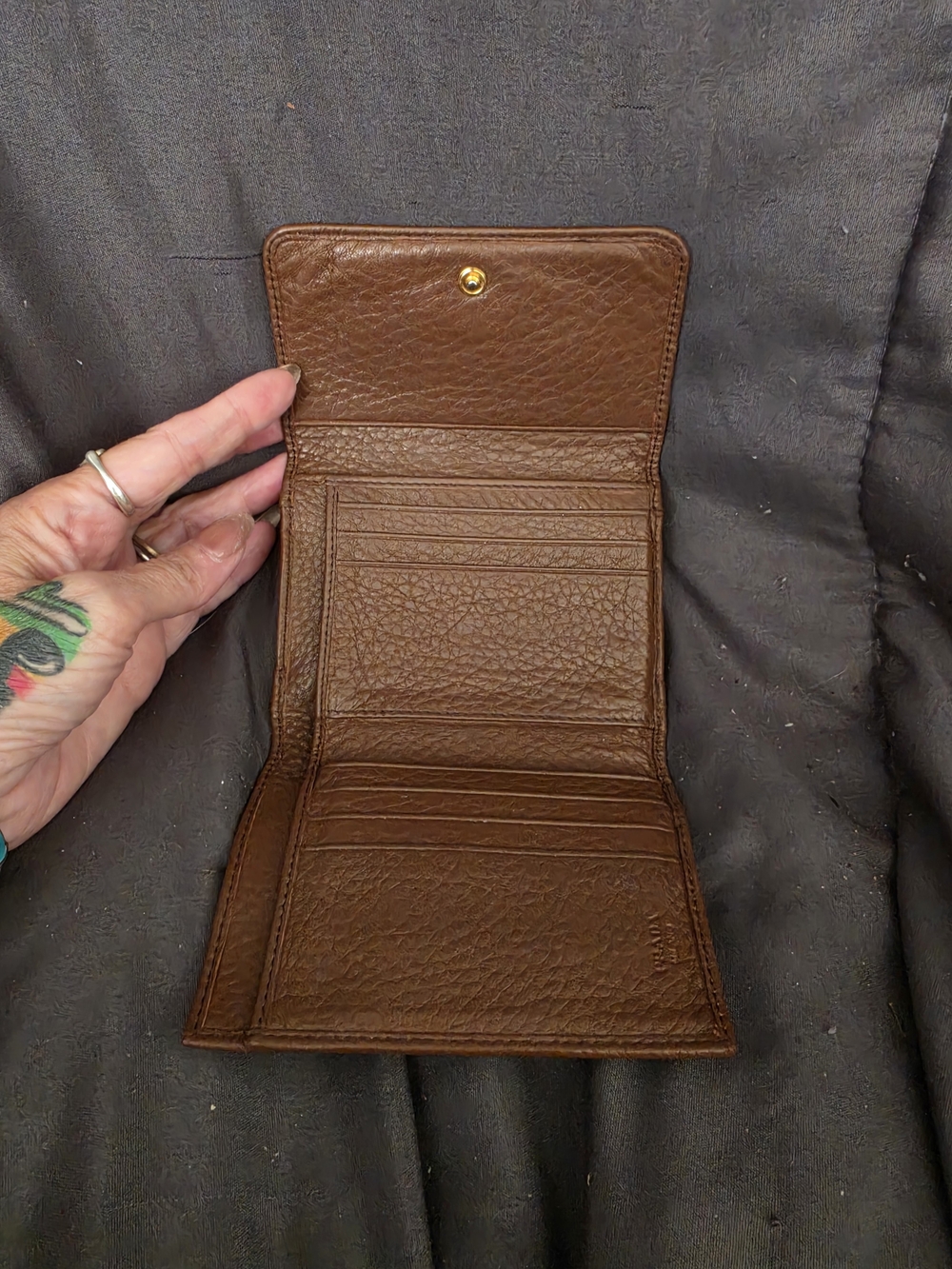 Authentic Prada Brown Leather Compact Wallet with Gold Logo - Picture 7 of 10